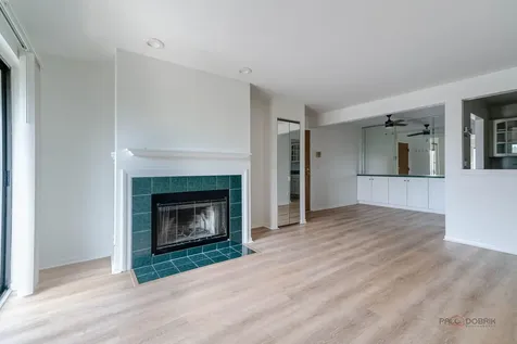 880 North Lakeside Drive Vernon Hills IL 60061