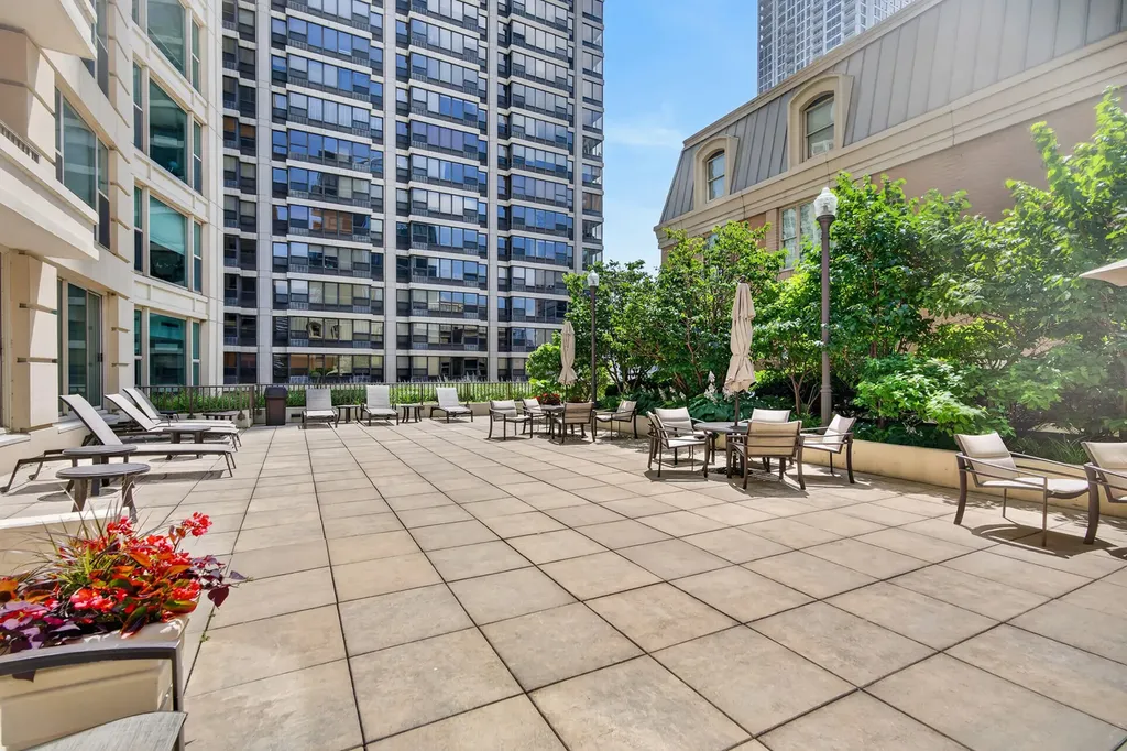 25 East Superior Street Chicago IL 60611