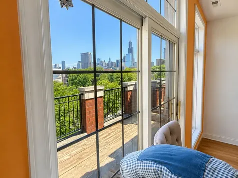 1137 West Taylor Street Chicago IL 60607