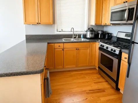 1137 West Taylor Street Chicago IL 60607