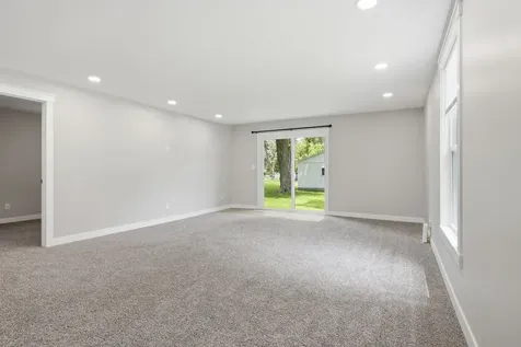 314 North 2nd Avenue Chenoa IL 61726