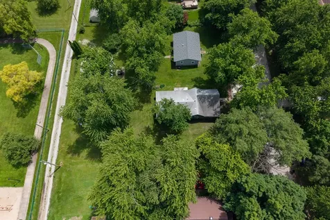 314 North 2nd Avenue Chenoa IL 61726