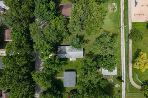 314 North 2nd Avenue Chenoa IL 61726