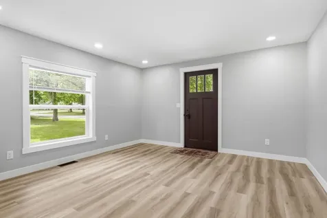 314 North 2nd Avenue Chenoa IL 61726