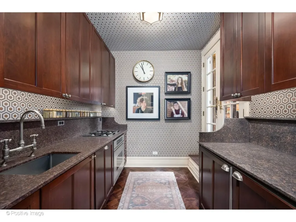1350 North State Parkway Chicago IL 60610