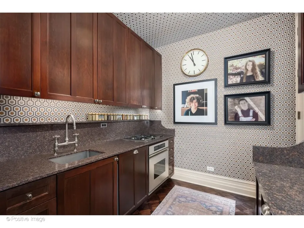 1350 North State Parkway Chicago IL 60610