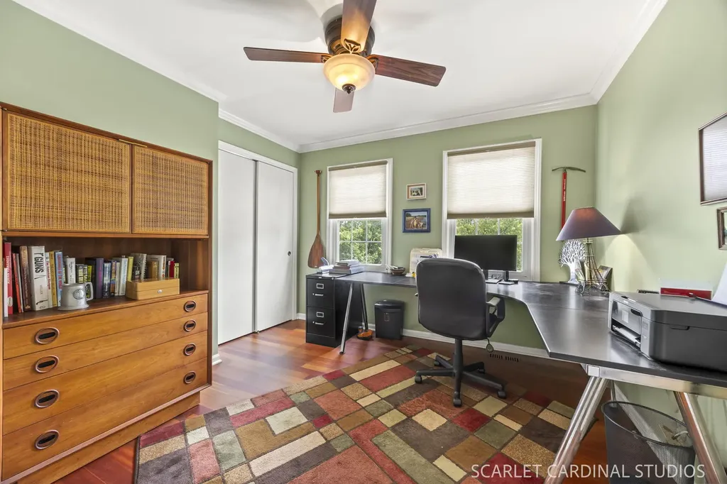 85 Claremont Drive Naperville IL 60540
