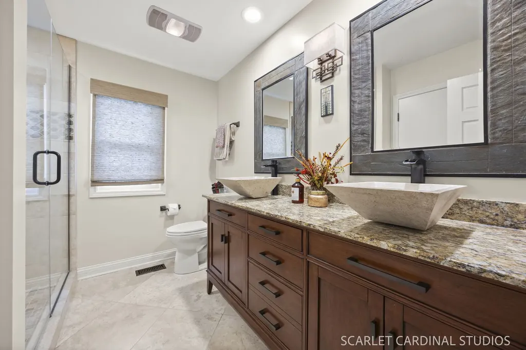 85 Claremont Drive Naperville IL 60540