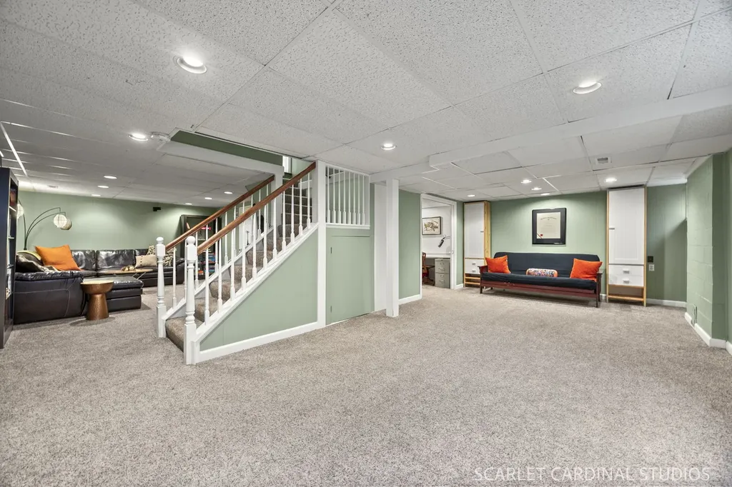 85 Claremont Drive Naperville IL 60540