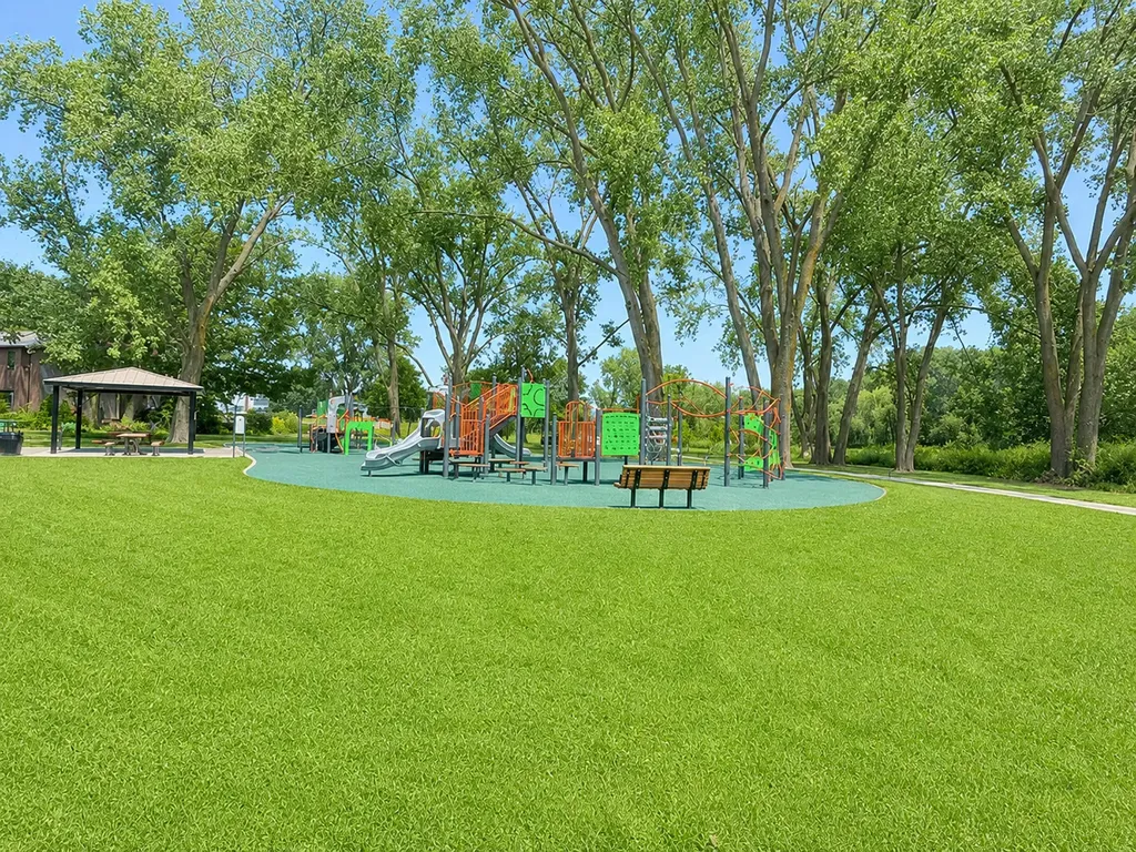 85 Claremont Drive Naperville IL 60540