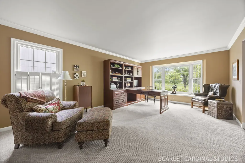85 Claremont Drive Naperville IL 60540