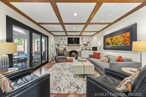 85 Claremont Drive Naperville IL 60540