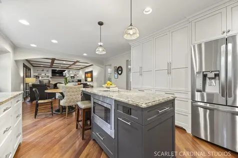85 Claremont Drive Naperville IL 60540
