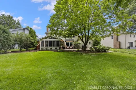 85 Claremont Drive Naperville IL 60540