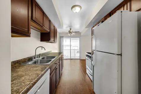 317 Lincoln Court Bloomingdale IL 60108