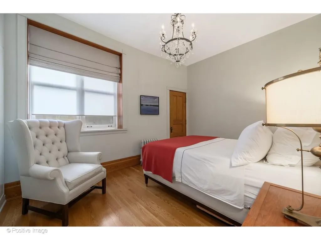 1210 North Astor Street Chicago IL 60610