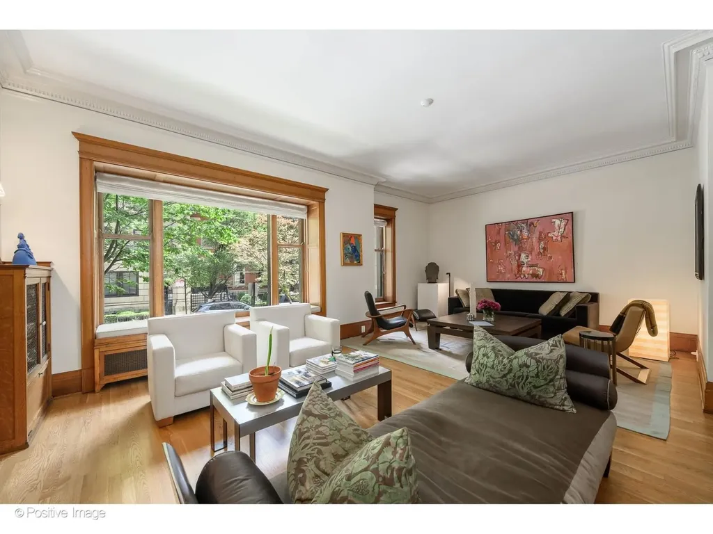 1210 North Astor Street Chicago IL 60610