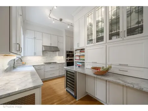 1210 North Astor Street Chicago IL 60610