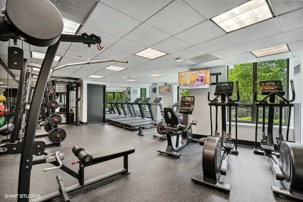 400 North La Salle Drive Chicago IL 60654