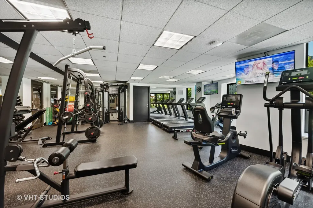 400 North La Salle Drive Chicago IL 60654