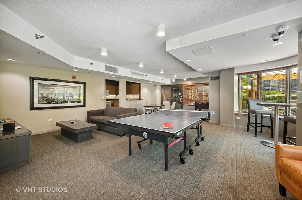 400 North La Salle Drive Chicago IL 60654