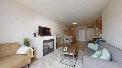 1720 Oak Avenue Evanston IL 60201