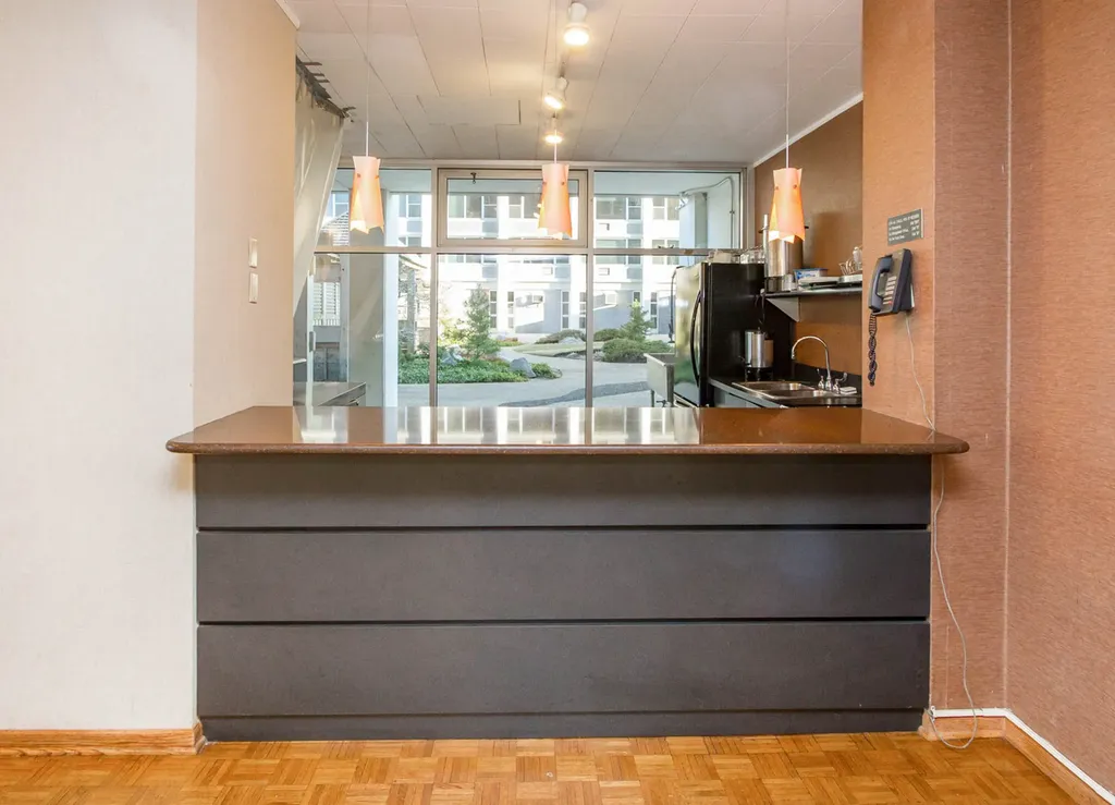 4250 North Marine Drive Chicago IL 60613