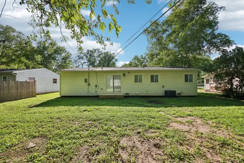 2804 Old Oak Drive Mchenry IL 60050