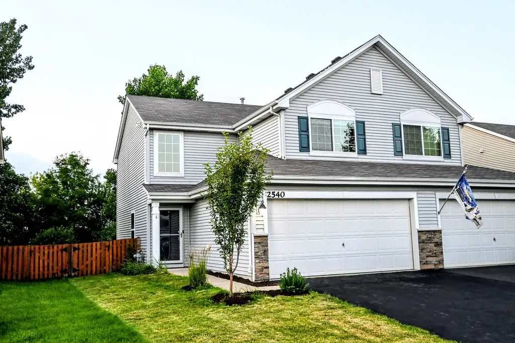 2540 Carlisle Lane Hampshire IL 60140