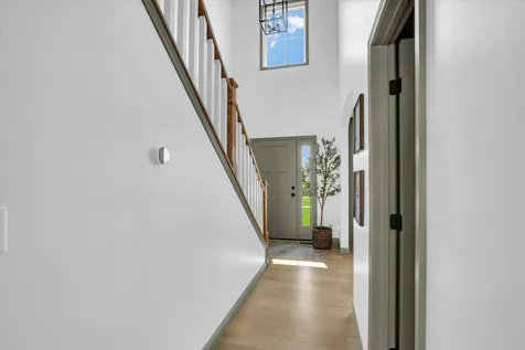 216 Red Bud Drive Mahomet IL 61853
