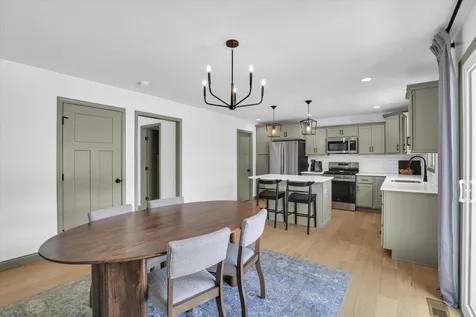 216 Red Bud Drive Mahomet IL 61853