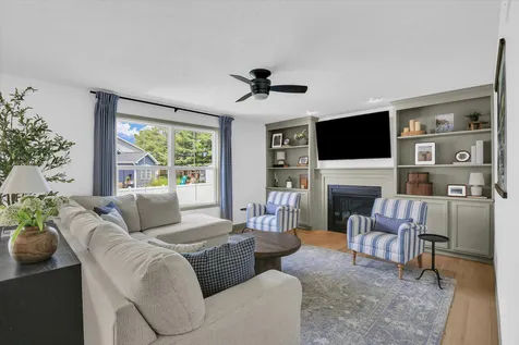 216 Red Bud Drive Mahomet IL 61853