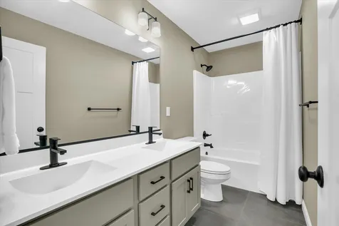 216 Red Bud Drive Mahomet IL 61853