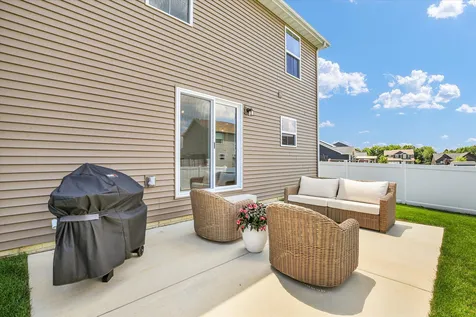 216 Red Bud Drive Mahomet IL 61853