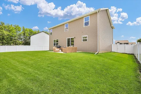 216 Red Bud Drive Mahomet IL 61853