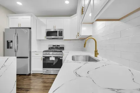 3052 North Major Avenue Chicago IL 60634