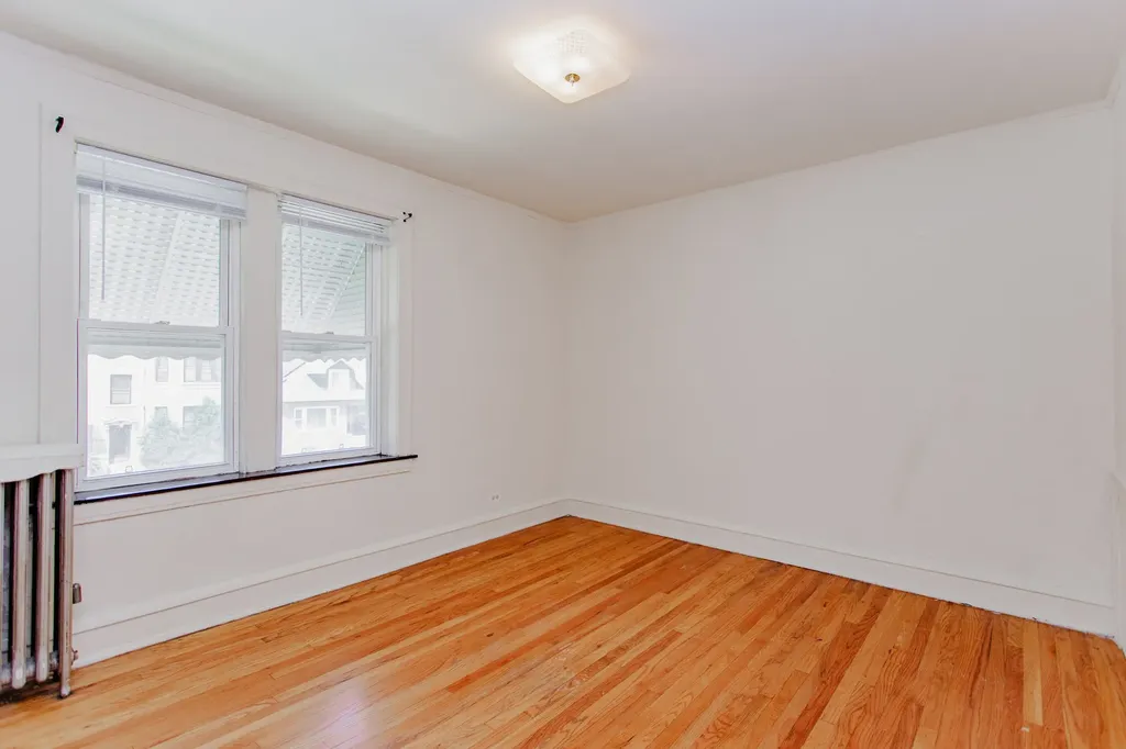 2903 North Linder Avenue Chicago IL 60641