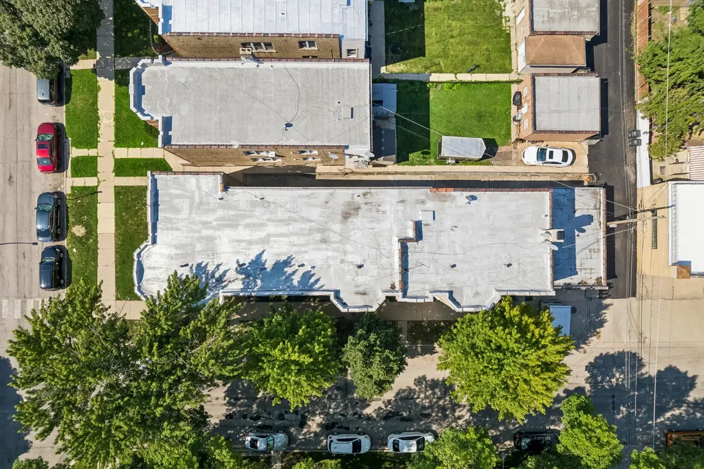 2903 North Linder Avenue Chicago IL 60641