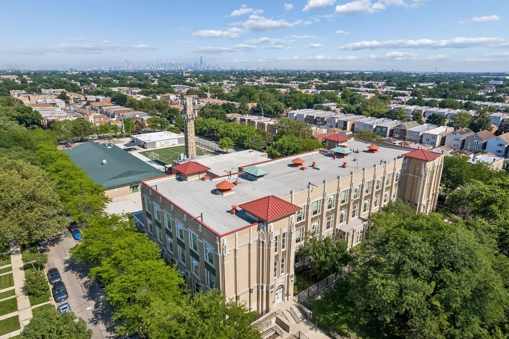 2903 North Linder Avenue Chicago IL 60641