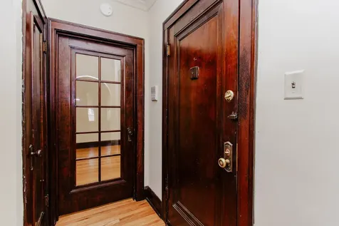 2903 North Linder Avenue Chicago IL 60641