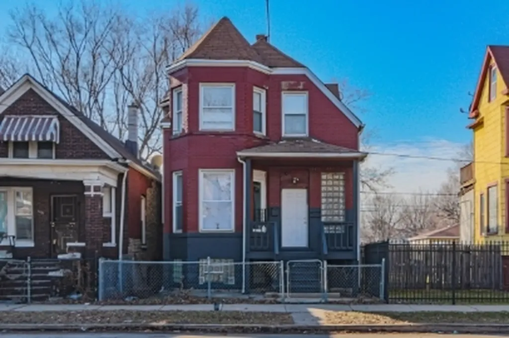 7432 South Maryland Avenue Chicago IL 60619