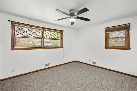 2400 27TH Street Rock Island IL 61201