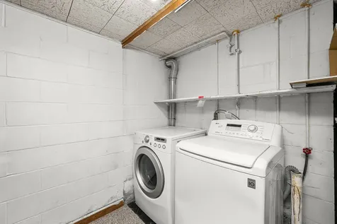 2400 27TH Street Rock Island IL 61201