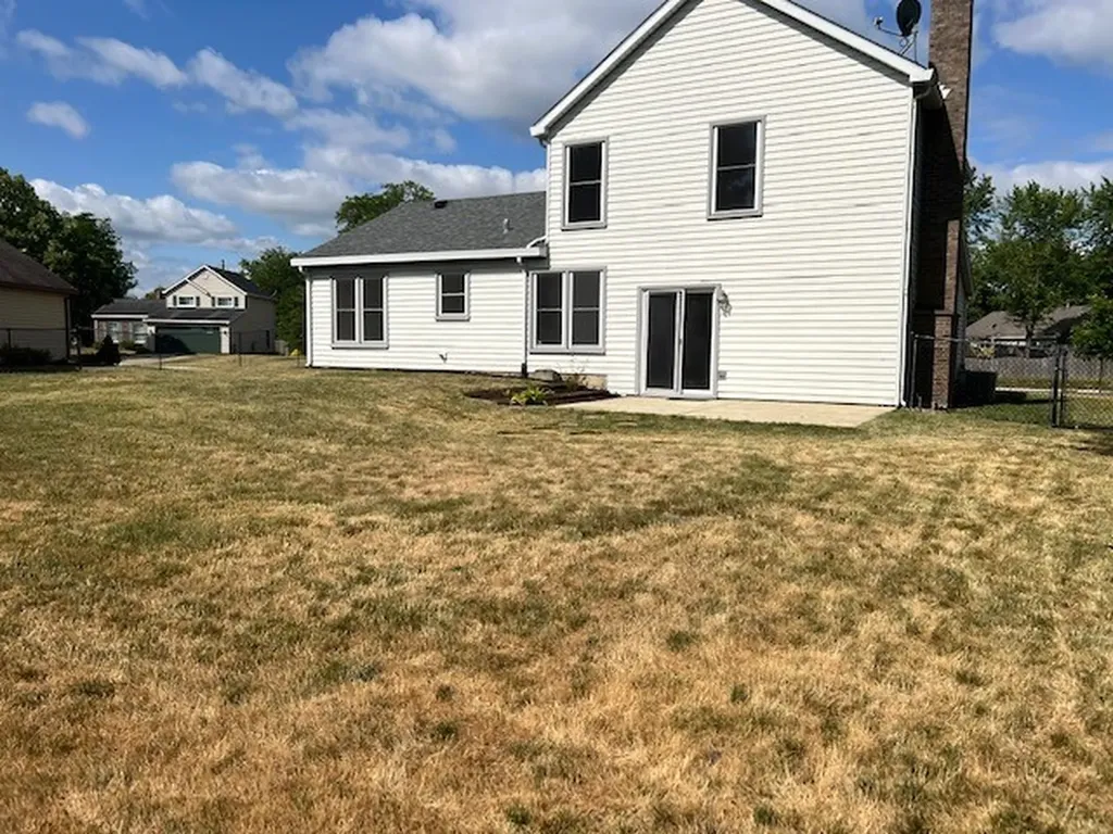 2135 Derby Court Wheaton IL 60189
