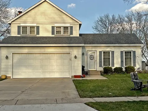 2135 Derby Court Wheaton IL 60189