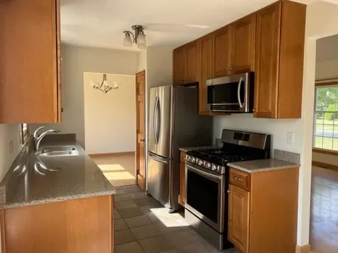 2135 Derby Court Wheaton IL 60189