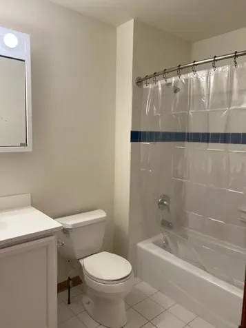 2135 Derby Court Wheaton IL 60189