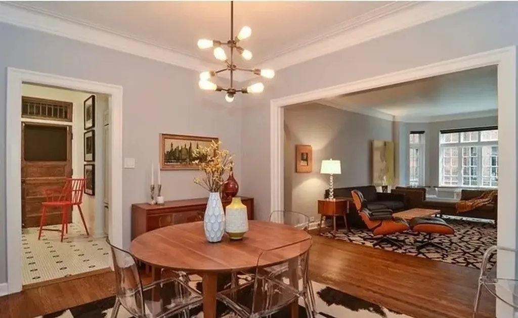 507 West Aldine Avenue Chicago IL 60657