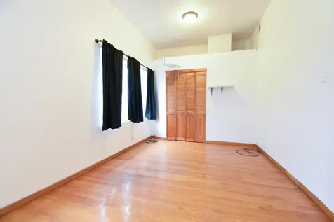 3332 West Lemoyne Street Chicago IL 60651