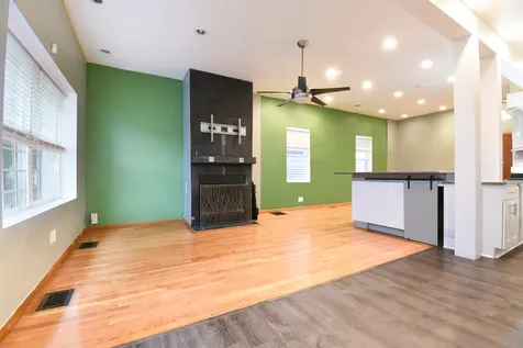 3332 West Lemoyne Street Chicago IL 60651